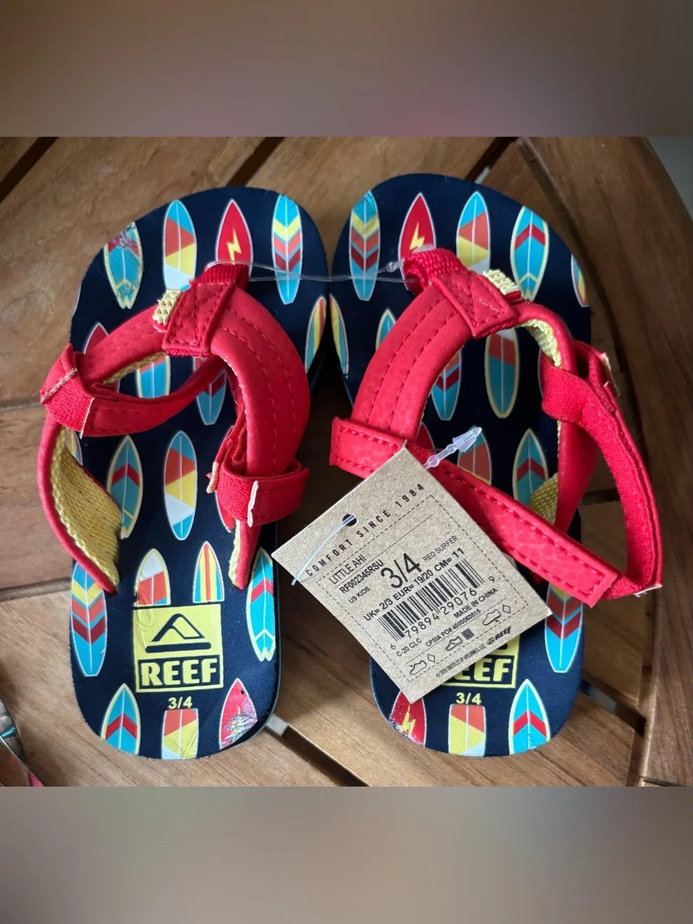 NWT Reef Little Kids Surfboard Sandals Sz 3/4